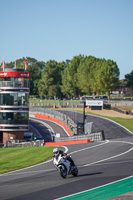 brands-hatch-photographs;brands-no-limits-trackday;cadwell-trackday-photographs;enduro-digital-images;event-digital-images;eventdigitalimages;no-limits-trackdays;peter-wileman-photography;racing-digital-images;trackday-digital-images;trackday-photos